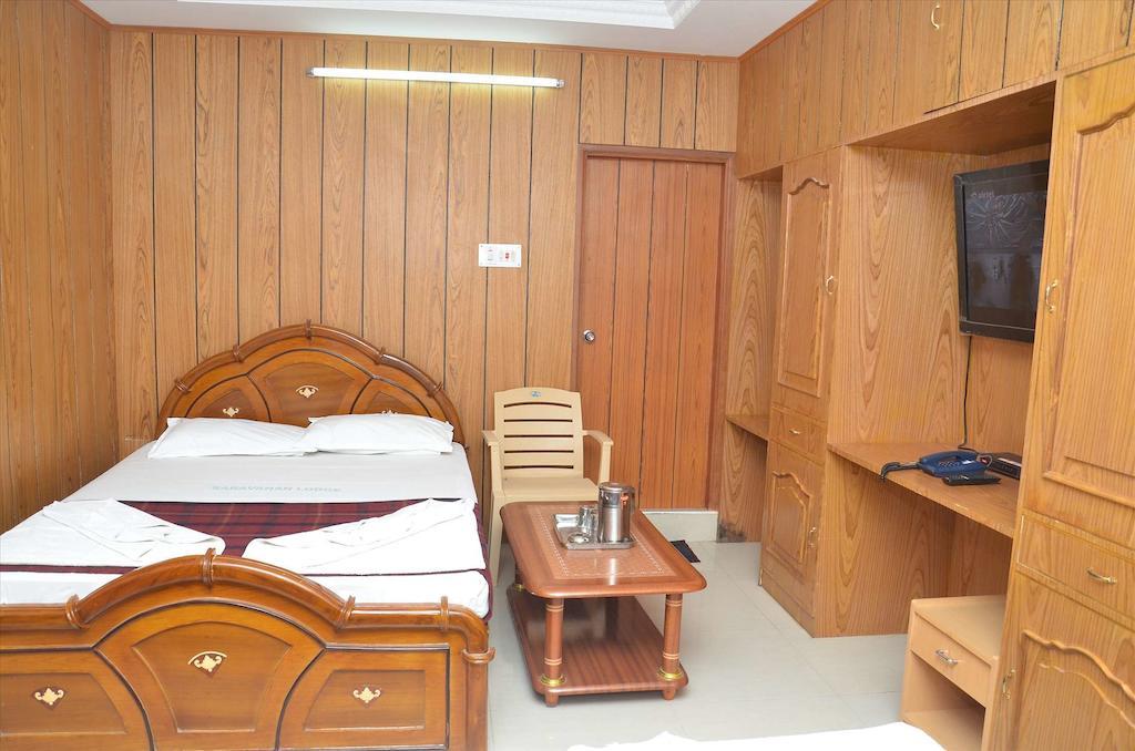 Saravanan Lodgeチェンナイ 部屋 写真